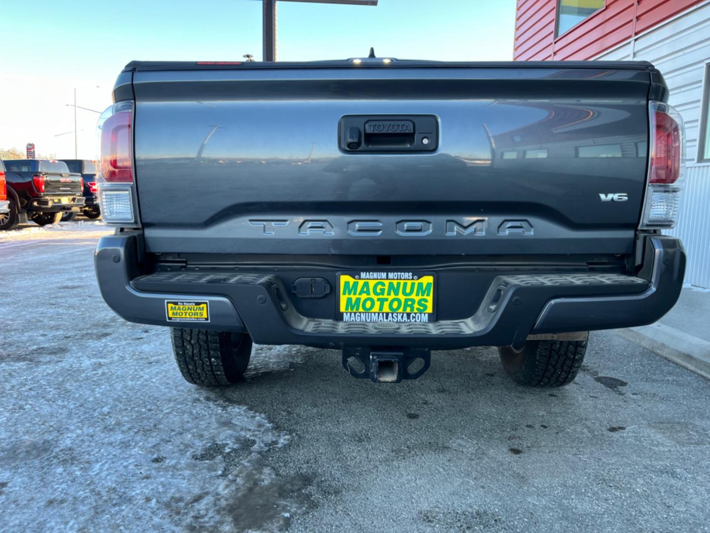 2022 Gray Toyota Tacoma TRD Off Road Double Cab V6 6AT 4WD (3TMCZ5AN6NM) with an 3.5L V6 DOHC 24V engine, 6A transmission, located at 1960 Industrial Drive, Wasilla, 99654, (907) 274-2277, 61.573475, -149.400146 - Photo#4